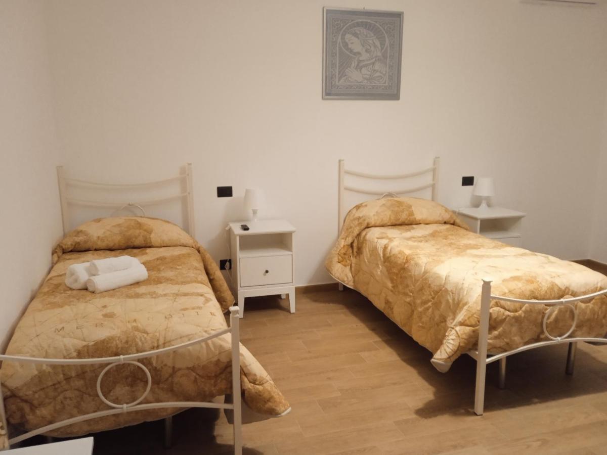 Bed And Breakfast Il Sole -Cinquefrondi Eksteriør bilde